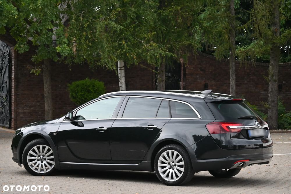 Opel Insignia CT 2.0 CDTI 4x4 Exclusive S&S - 20