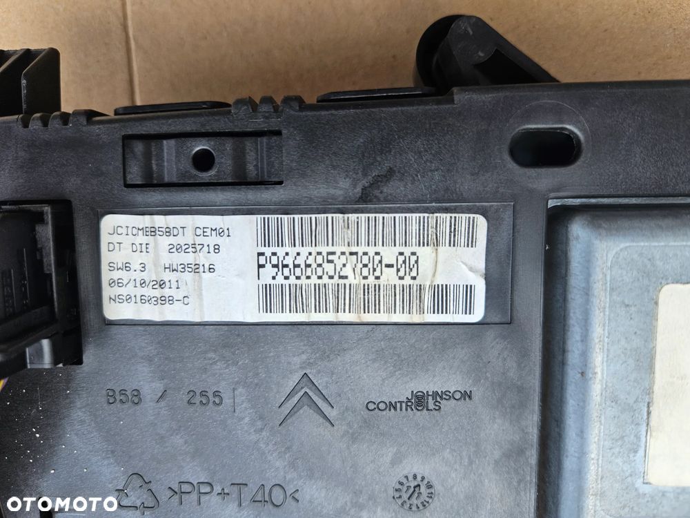 Citroen C4 Picasso I  1.6 VTi zegar licznik 9666704480   9666852780 9673538580 - 6