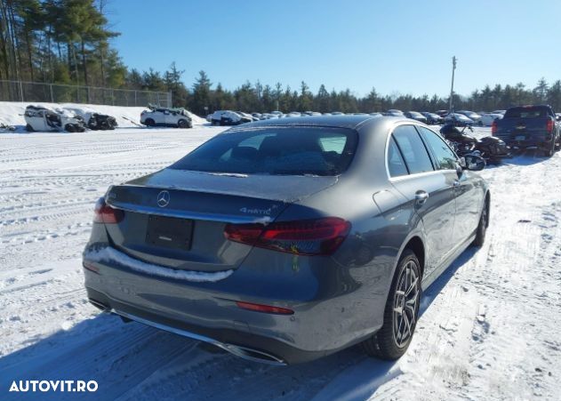 Mercedes-Benz E 300 9G-TRONIC - 4