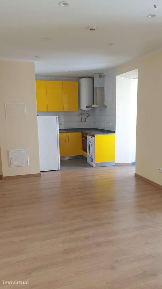 Apartamento com 3 quartos - localizado em Entrecampos Lisbon - Grande imagem: 3/8