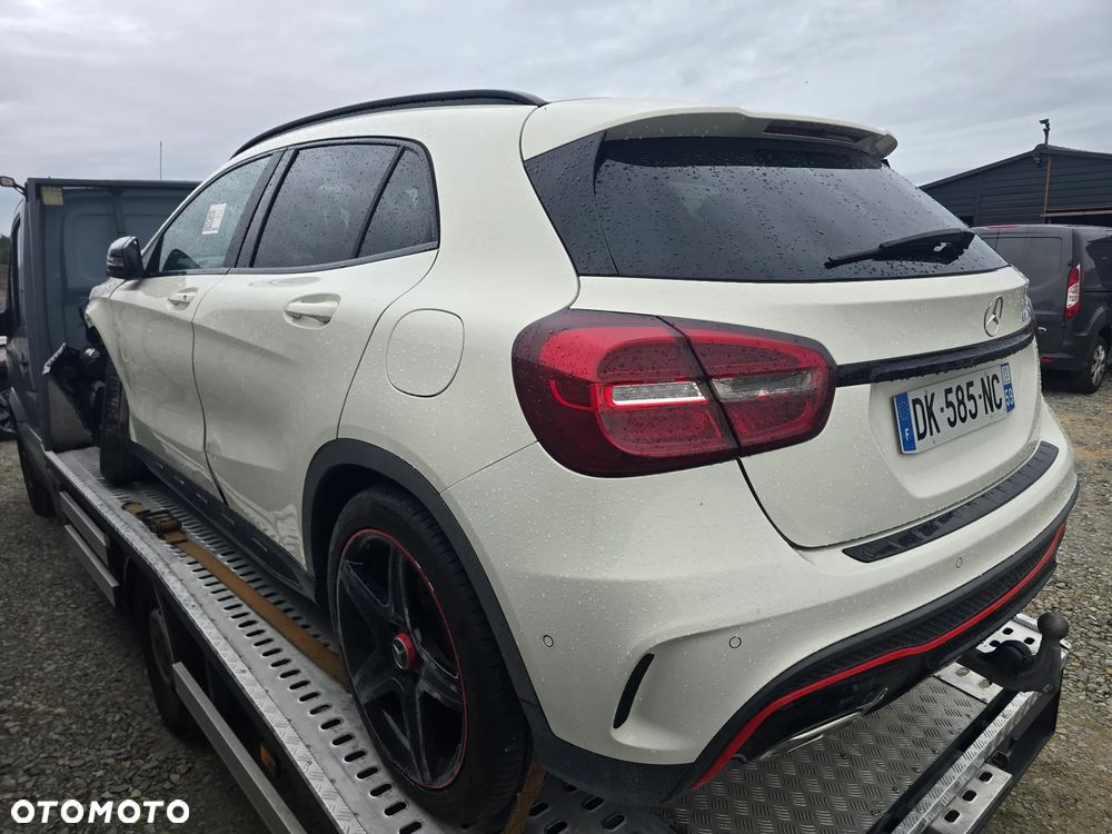 Mercedes-Benz Gla 2014 photo 5