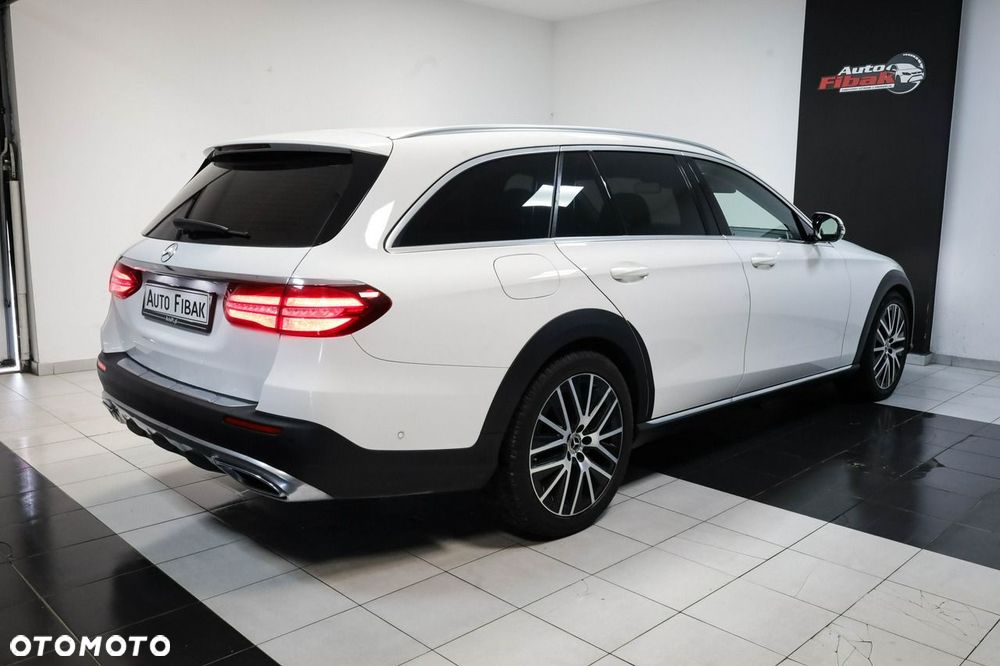 Mercedes-Benz Klasa E - 10