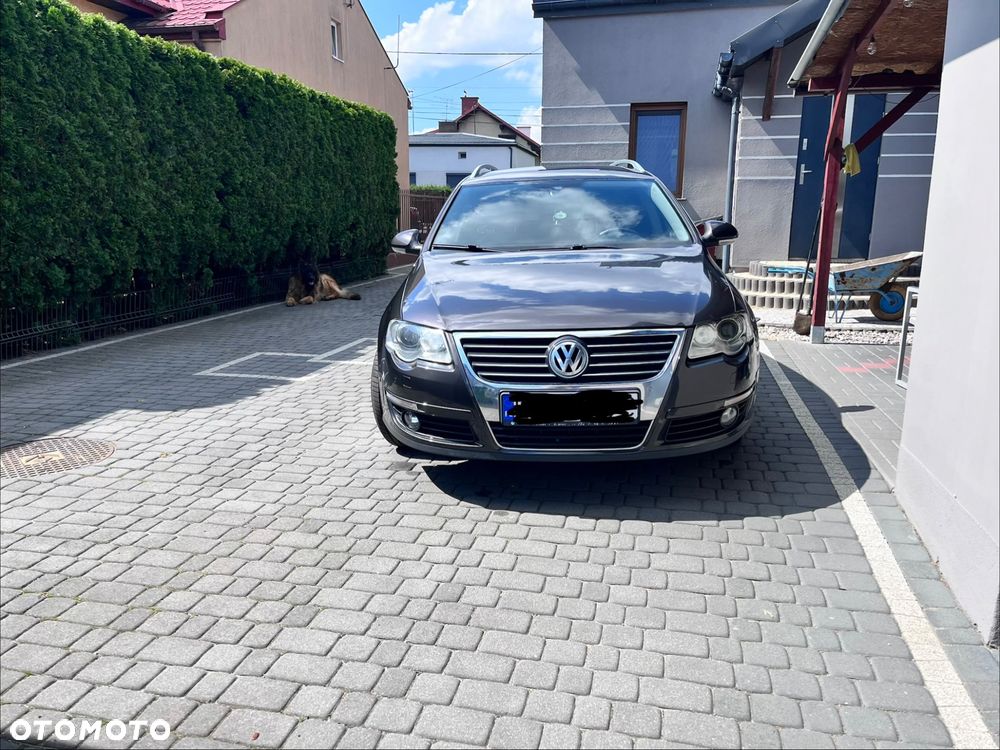 Volkswagen Passat 2.0 TDI DPF Highline DSG - 1
