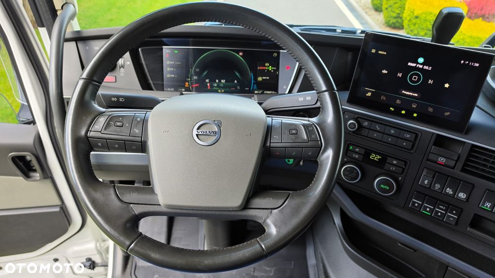 Volvo ///FH///500///2023/// GLOBETROTTER///XXL///FULL LED/// VIRTUAL COCPIT///KLIMATYZACJA POSTOJOWA///ZABUDOWY MIĘDZYOSIOWE///WAGA///RADARY/// KAMERA///STAN BARDZO DOBRY - 26