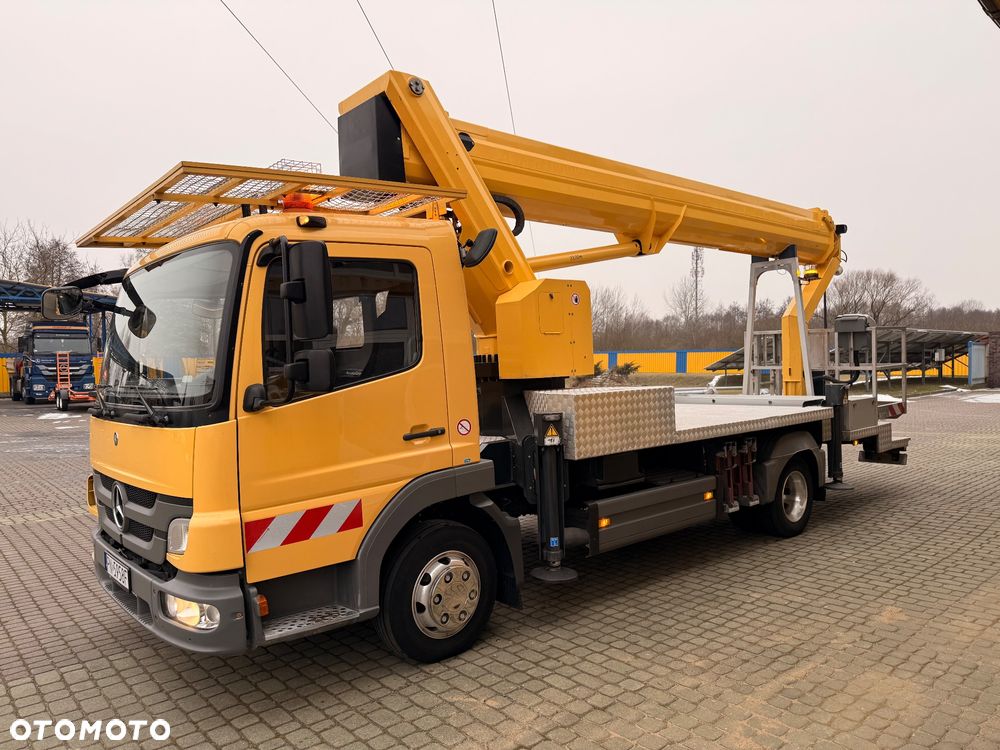 Ruthmann T330 (33m w bok 21,2m)Mercedes Atego, MAN TGL7.150 - 1