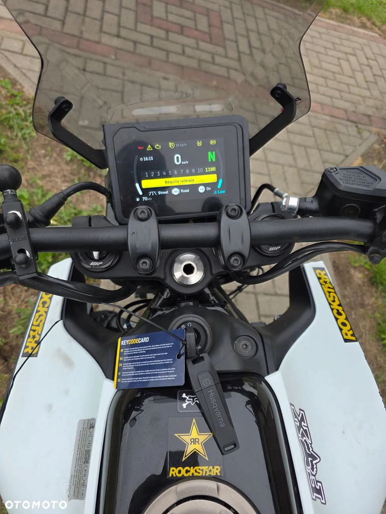 Husqvarna Vitpilen - 9