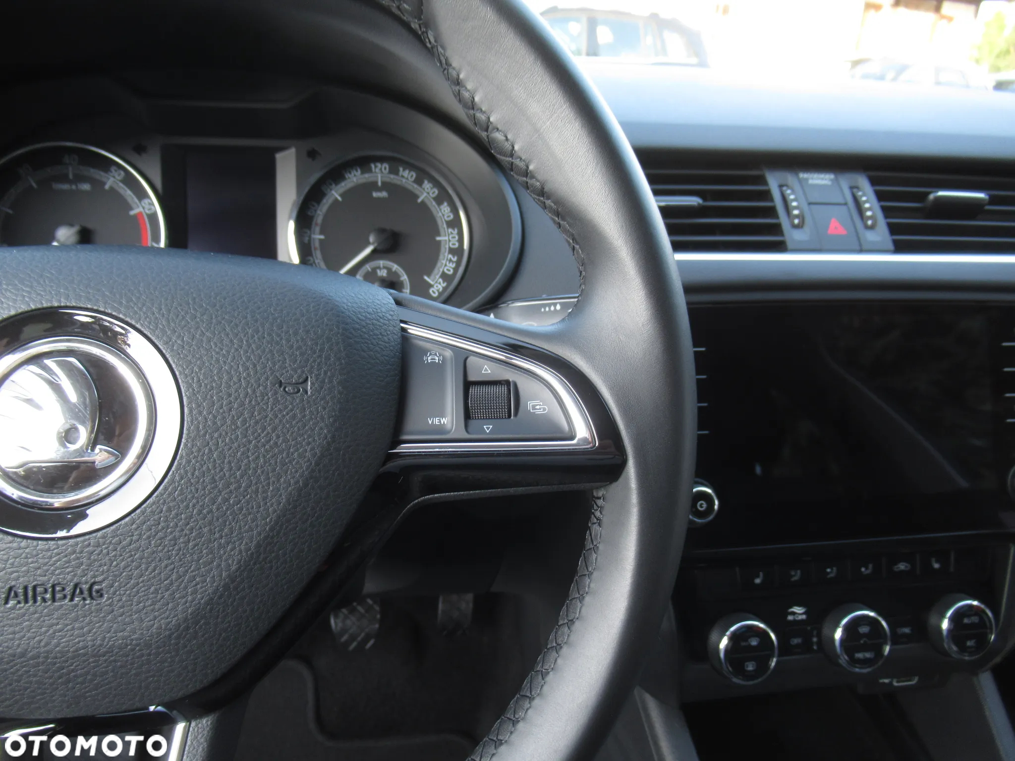 Skoda Octavia 1.5 TSI ACT Ambition - 15
