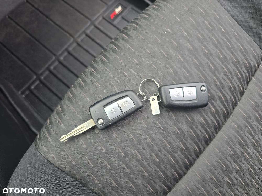 Nissan X-Trail - 35