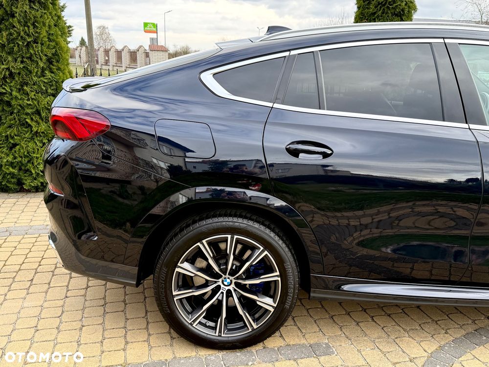 BMW X6 - 25
