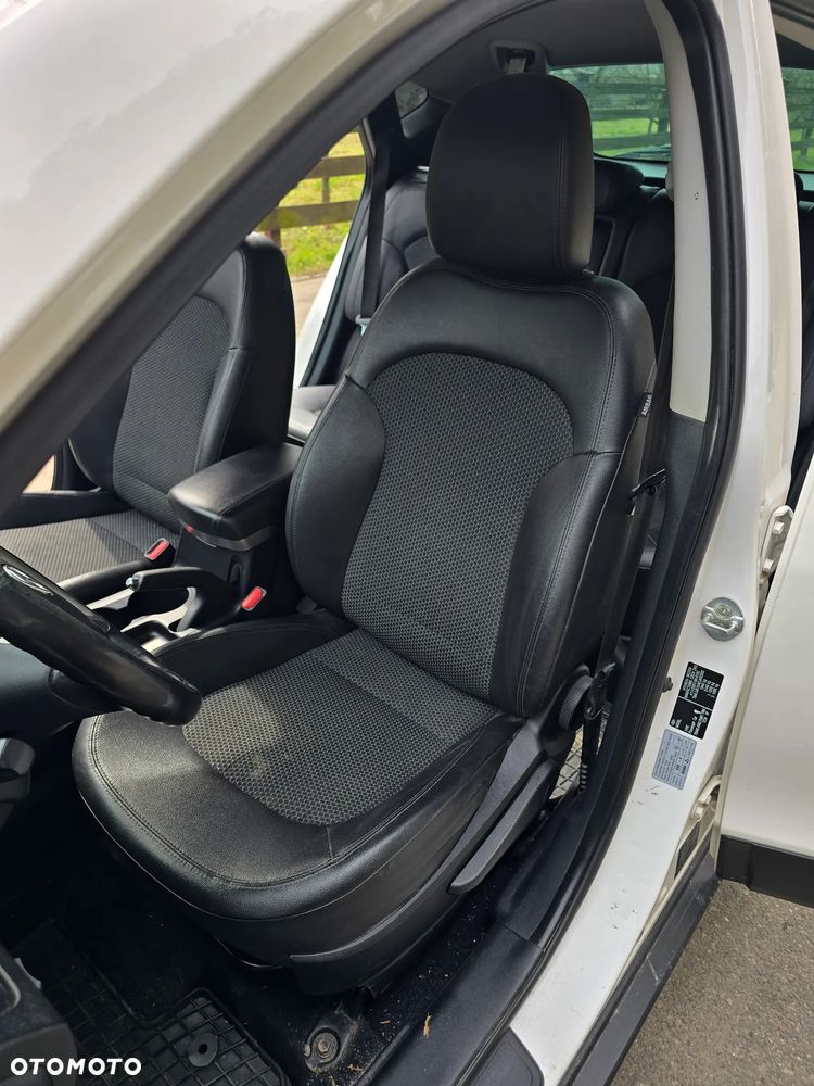 Hyundai ix35 1.7 CRDi 2WD Comfort - 20