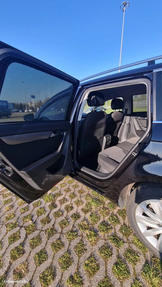 VW Passat Variant - 14