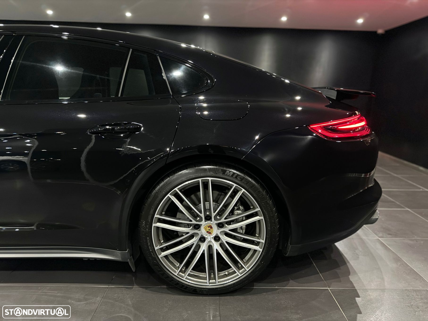 Porsche Panamera 4 E-Hybrid Executive - 7