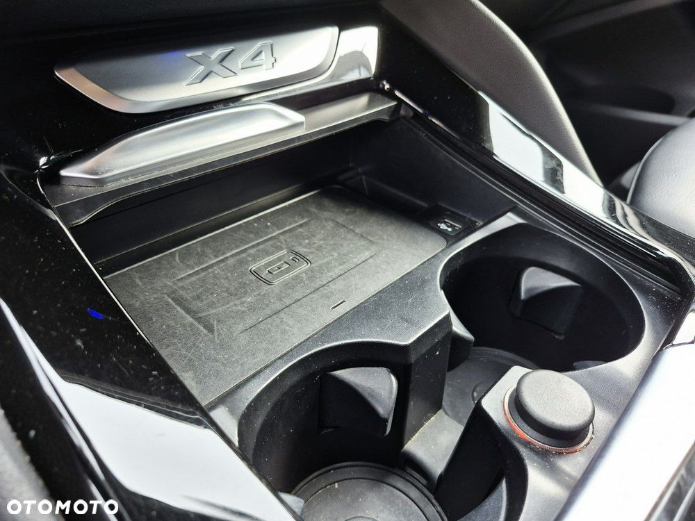 BMW X4 - 38
