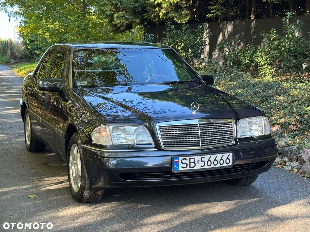 Mercedes-Benz E-Class 1996 photo 5