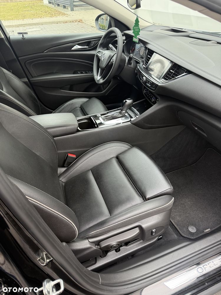 Opel Insignia 2.0 Direct Inj Trb 4x4 Business Innovation - 32