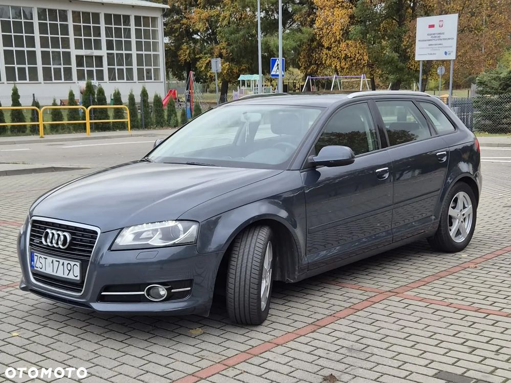 Audi A3 Sportback - 8