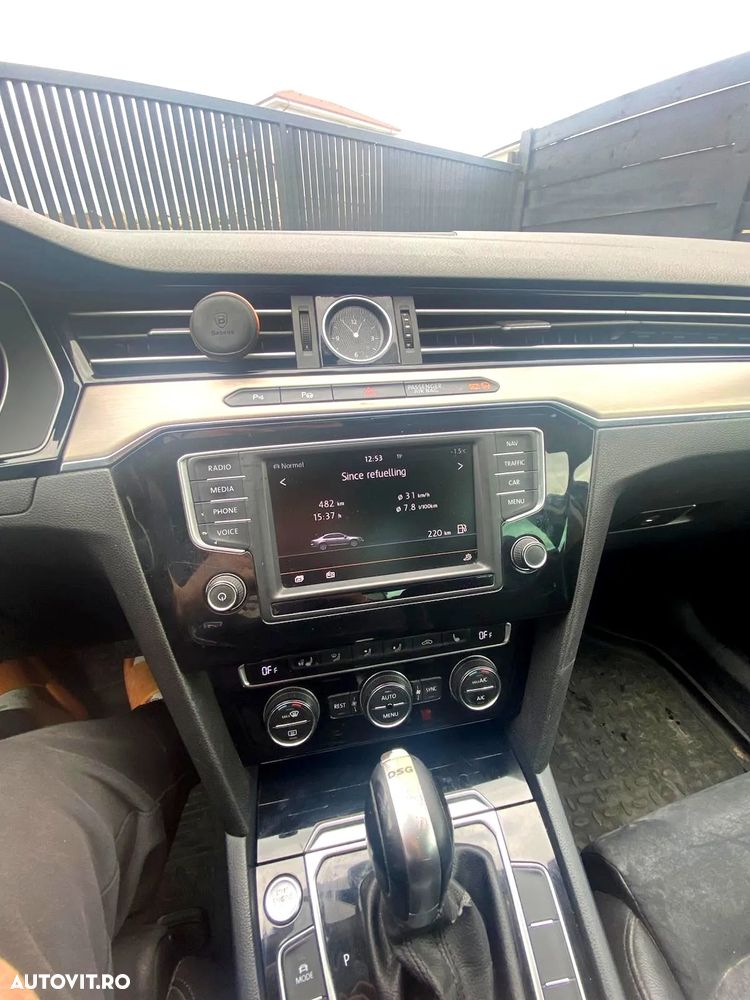 Volkswagen Passat 2.0 TDI DSG 4Motion Highline - 21