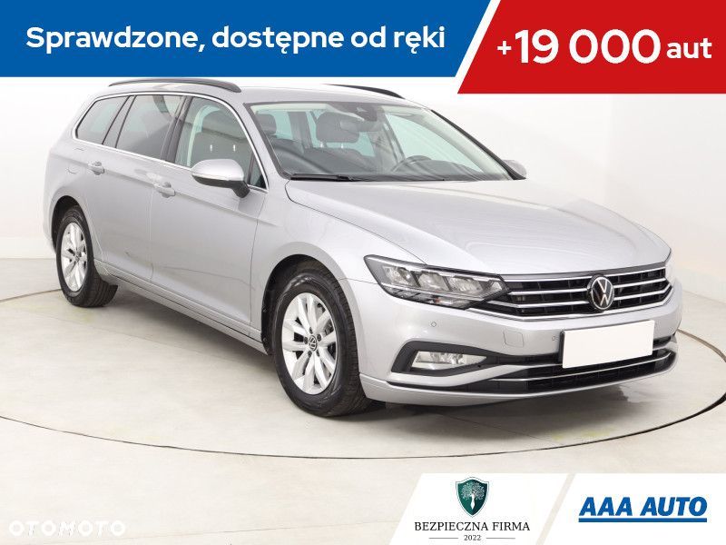 Volkswagen Passat Variant - 2