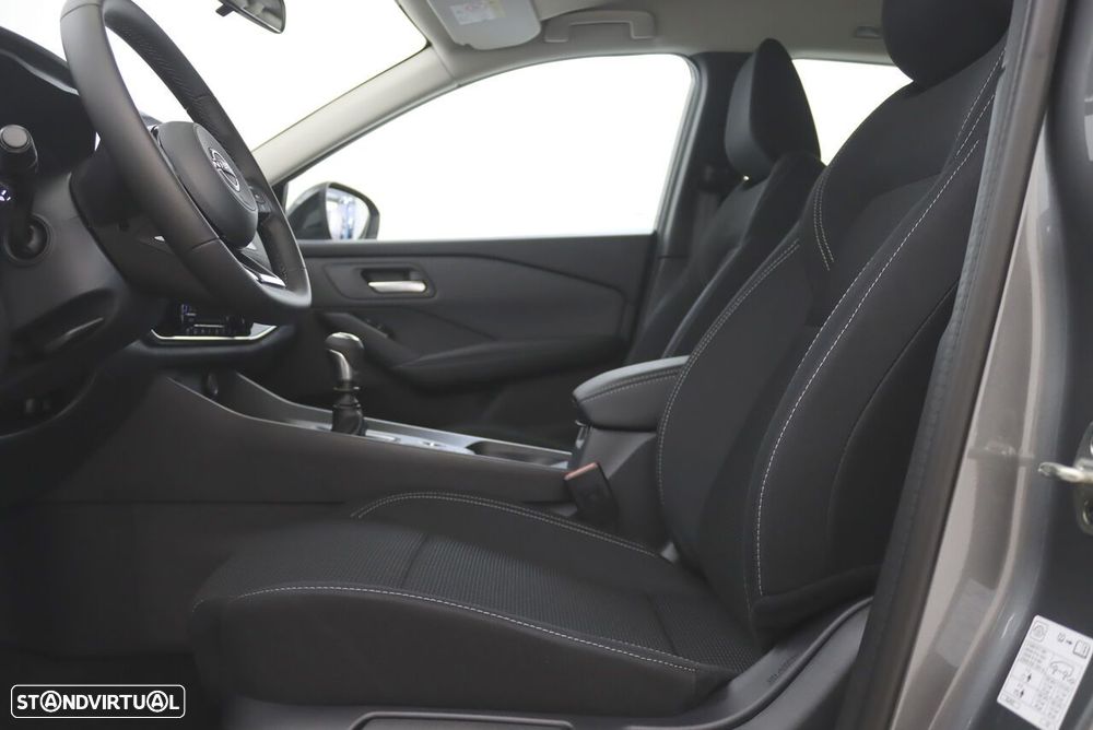 Nissan Qashqai 1.3 DIG-T Engage - 5