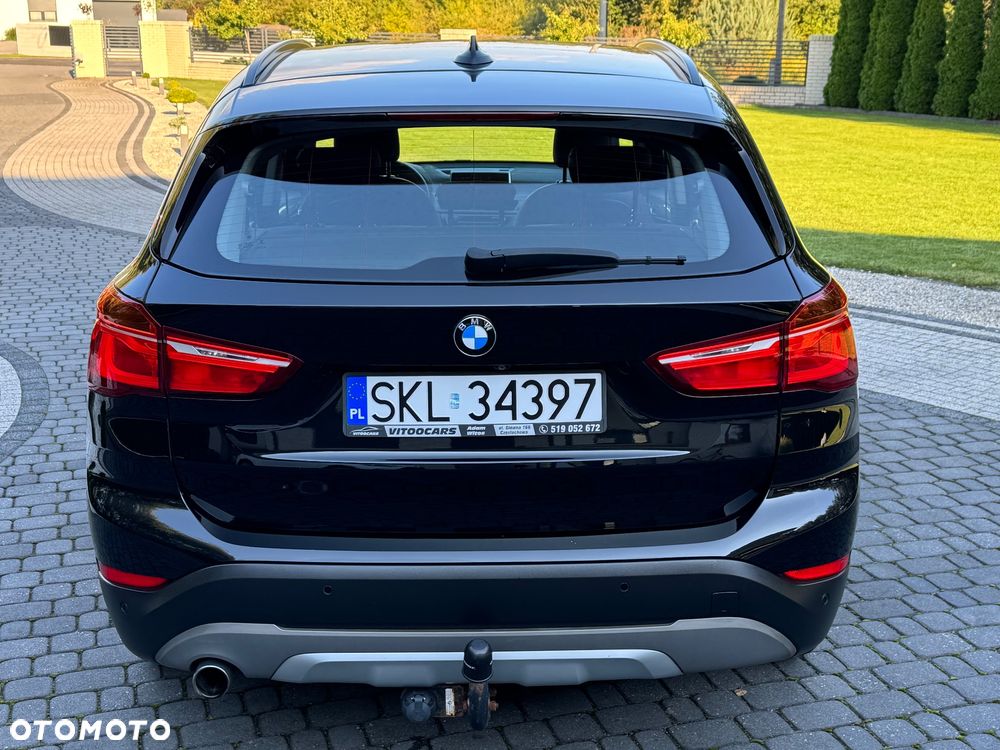 BMW X1 sDrive18d xLine - 19