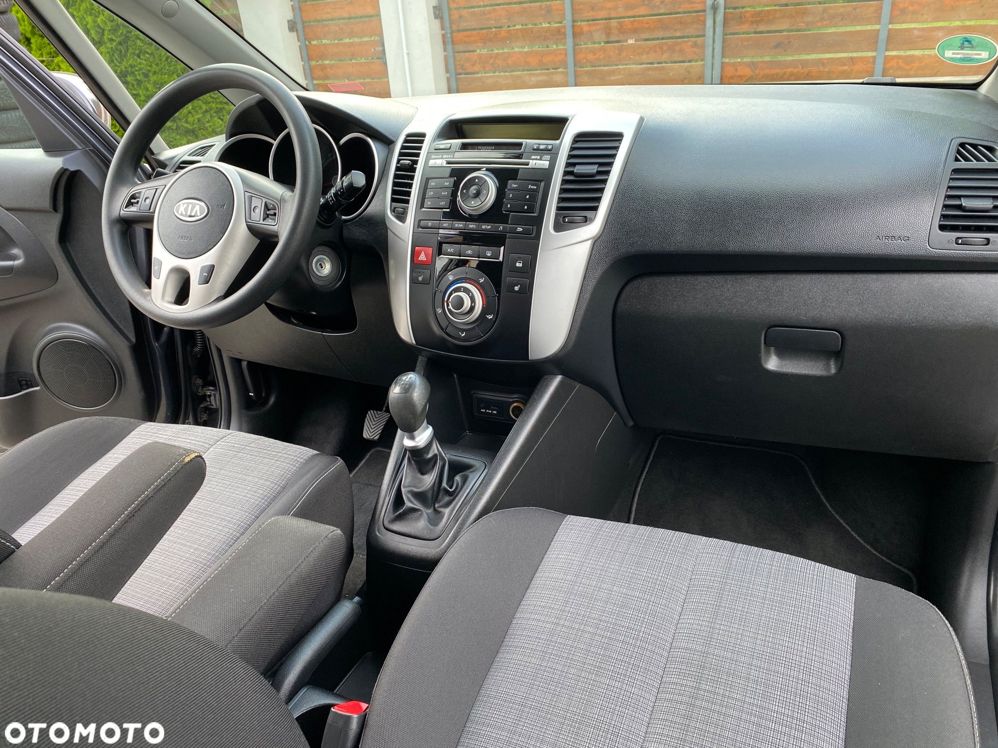 Kia Venga - 26