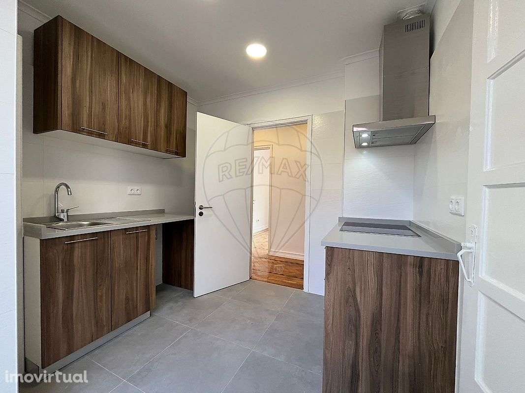 Apartamento T2 para arrendamento - Grande imagem: 2/18