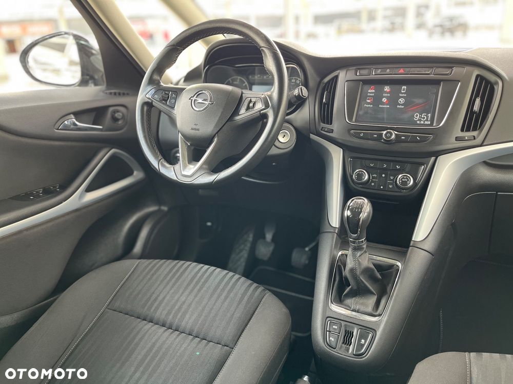 Opel Zafira - 21