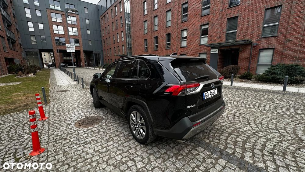 Toyota RAV4 - 5