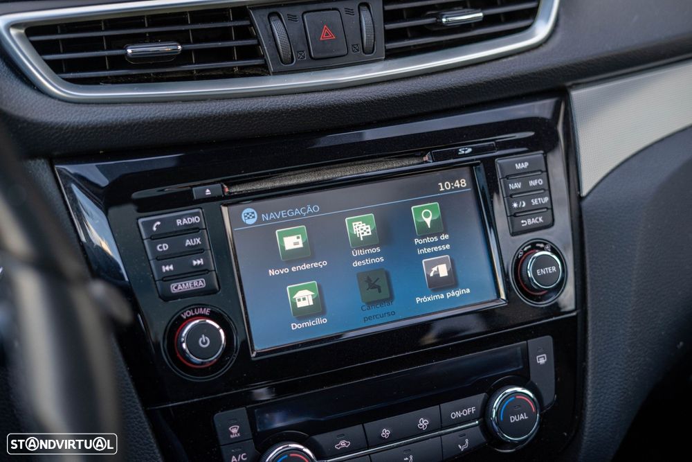 Nissan Qashqai 1.2 DIG-T N-Connecta 18 - 24