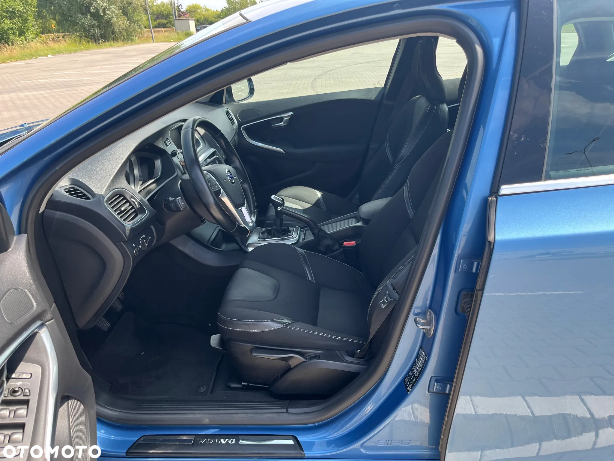 Volvo V40 D2 Momentum - 30