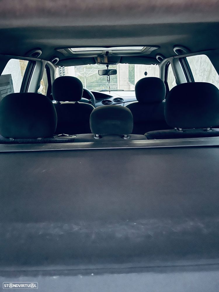 Ford Focus C-Max - 9