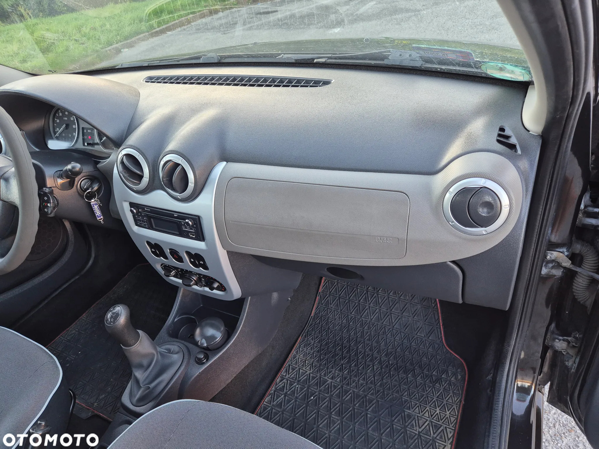 Dacia Sandero 1.2 16V - 16