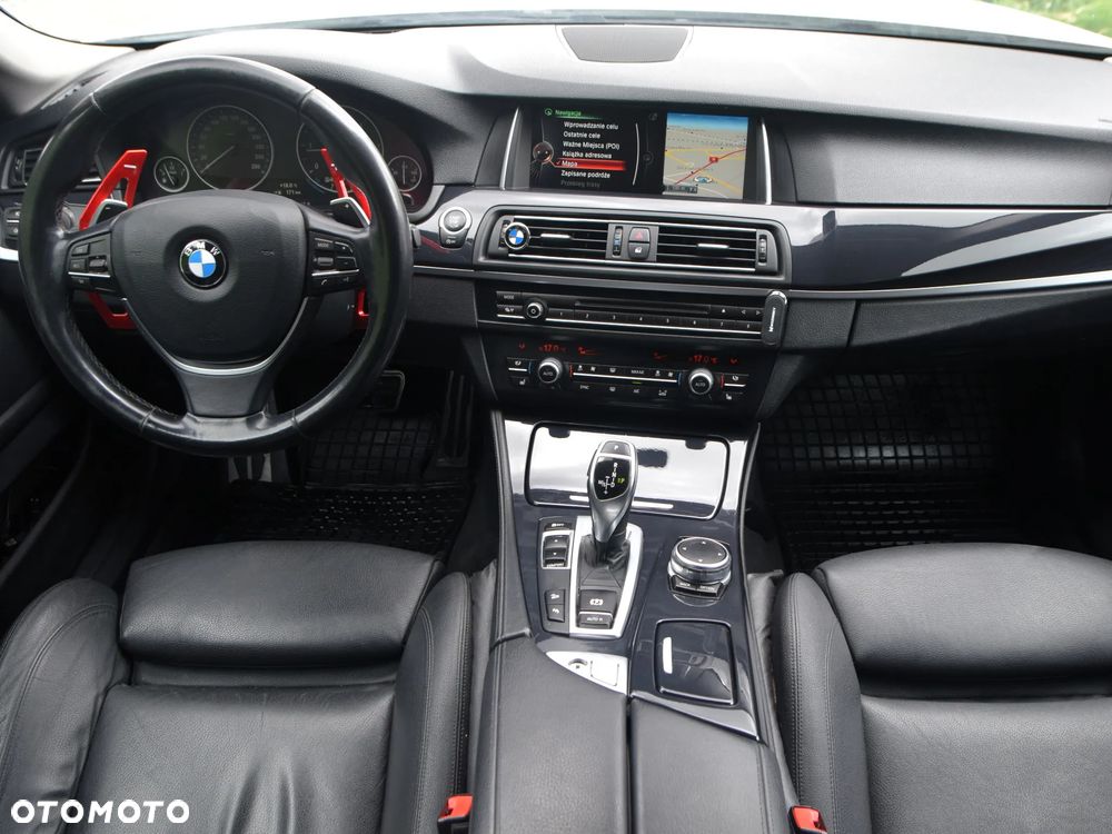 BMW Seria 5 525d xDrive - 5