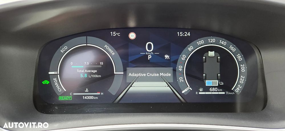 Toyota Corolla Cross - 18