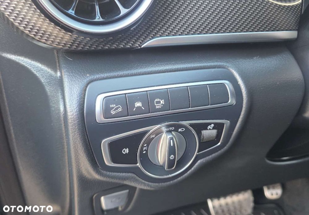 Mercedes-Benz Klasa V - 13