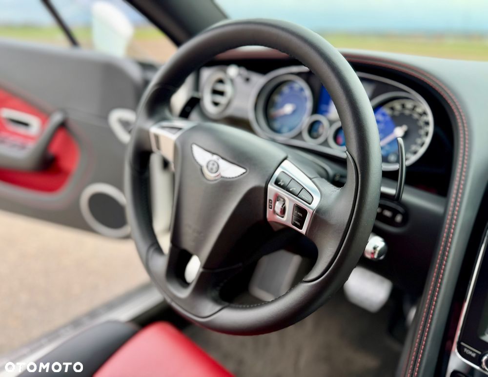 Bentley Continental GT - 17