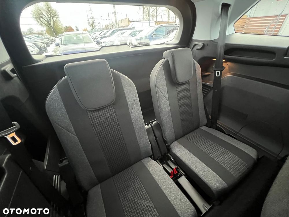 Peugeot 5008 PureTech 130 EAT6 Active - 20