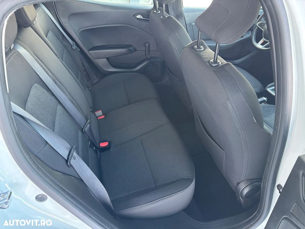 Renault Clio E-TECH 140 BUSINESS EDITION - 27