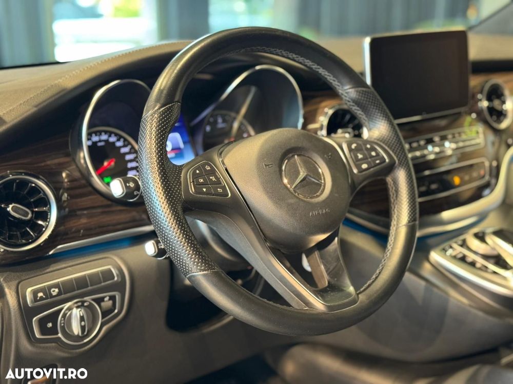 Mercedes-Benz V - 30