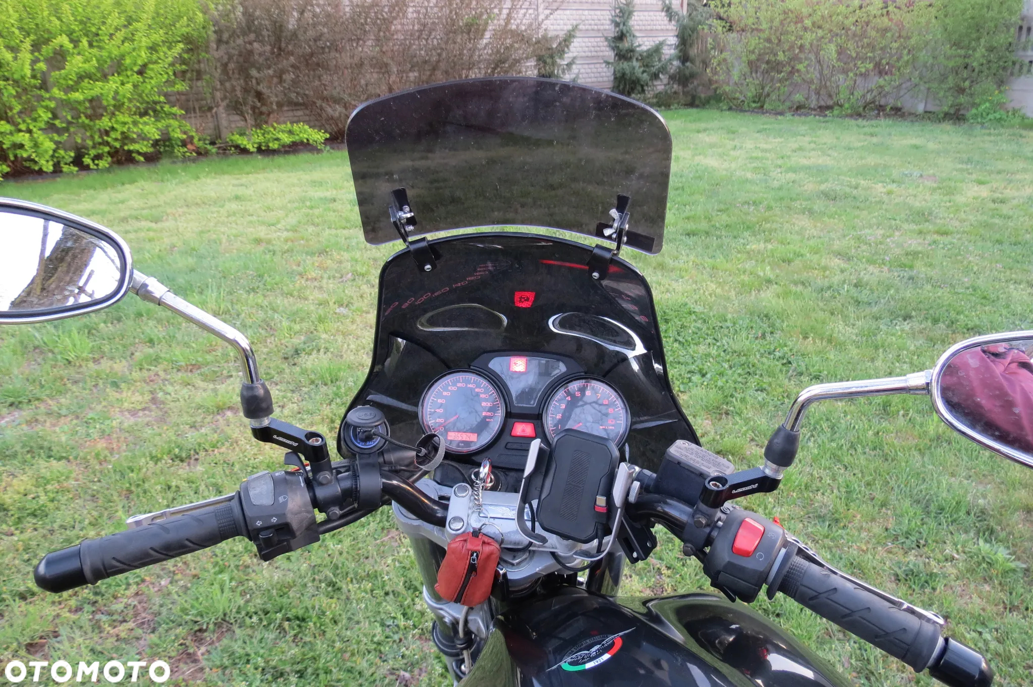 Moto Guzzi Breva - 15