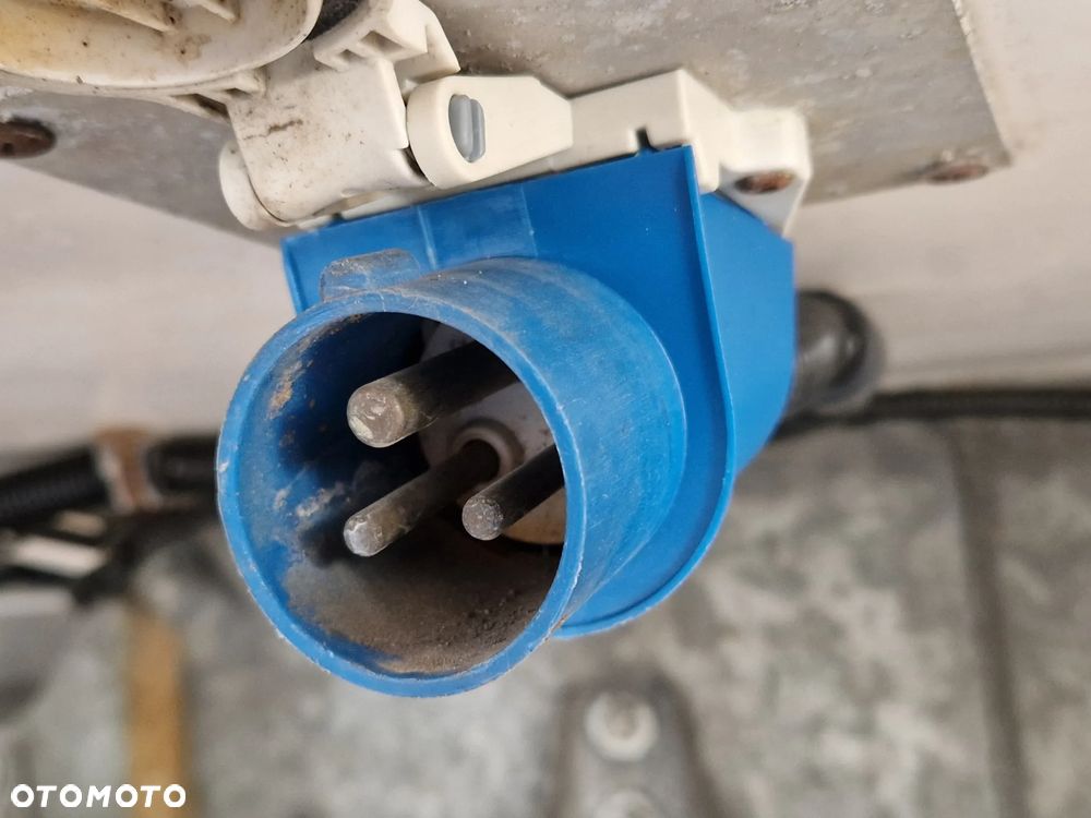 Iveco DAILY 6EP CHŁODNIA MROŹNIA IZOTERMA AGREGAT THERMO KING V-200 MAX GRZANIE 3,41x2,09x2,10 - 7