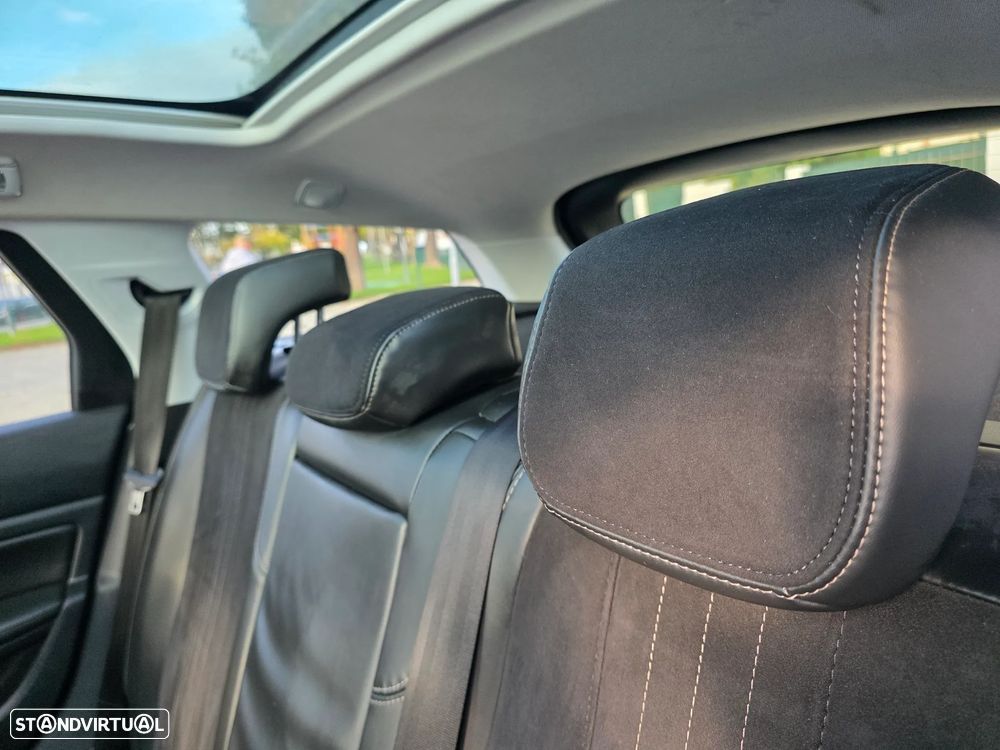 Peugeot 308 SW 1.6 e-HDi Allure - 24