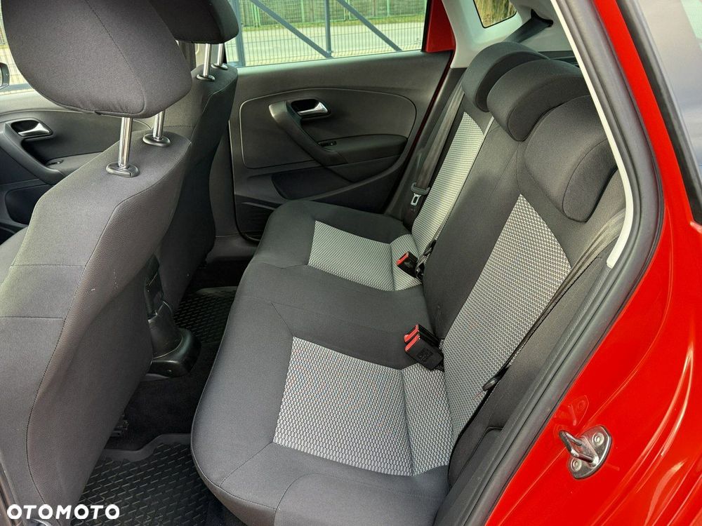 Volkswagen Polo - 7