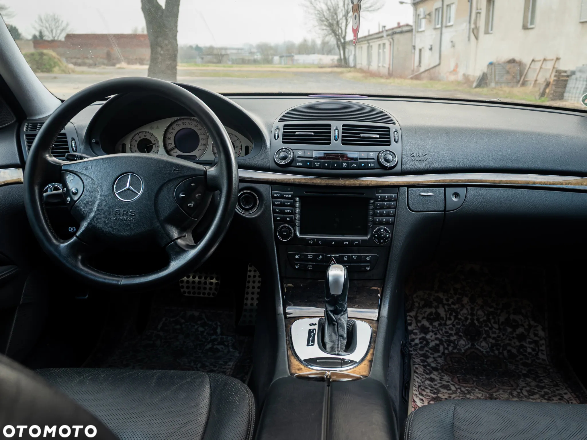 Mercedes-Benz Klasa E 320 T Avantgarde - 15