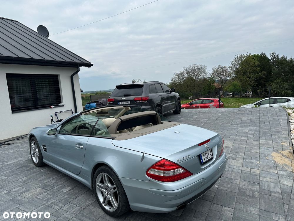 Mercedes-Benz SL - 12