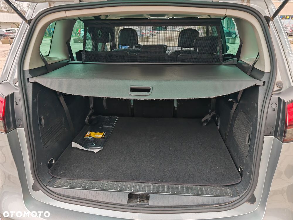 Opel Zafira Tourer 2.0 CDTI Innovation - 17