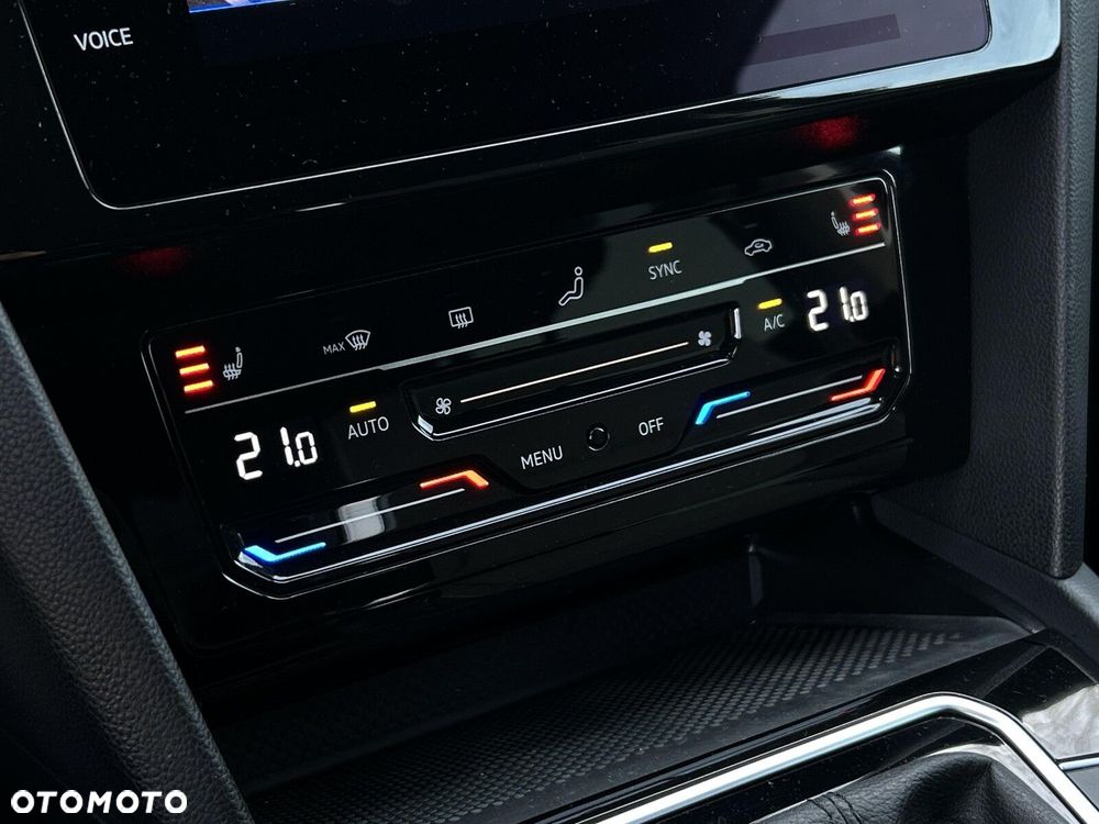 Volkswagen Passat Variant - 23