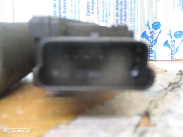 Motor Elevador Vidro 8200008330 RENAULT LAGUNA 2001 TD - 2
