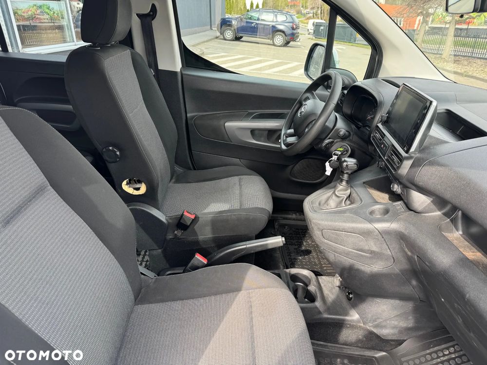 Toyota Proace City Verso 1.5 D-4D Combi - 10