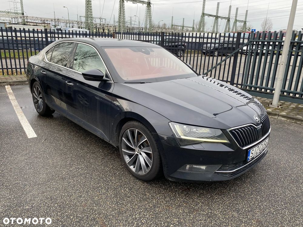 Skoda Superb 2.0 TDI 4x4 L&K DSG - 1